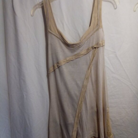 Salvage - Picture 3 of 7